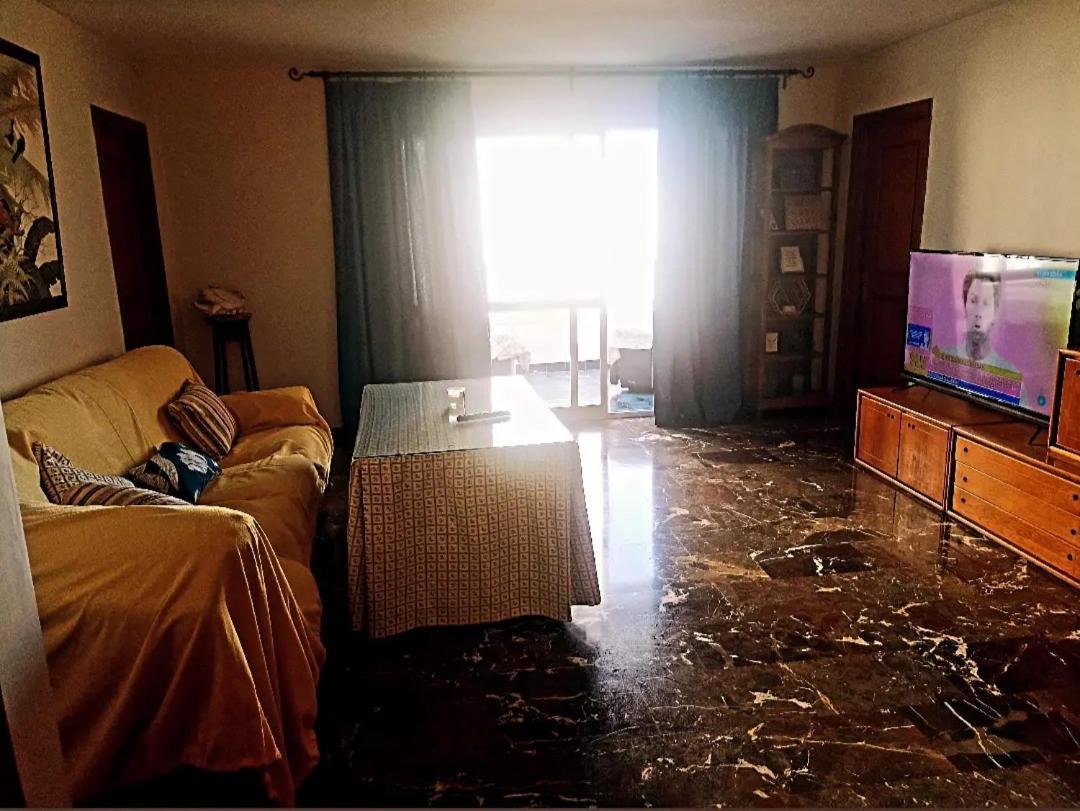 Beach House ماربيا المظهر الخارجي الصورة